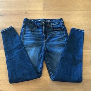 American Eagle women’s denim blue jeans next level stretch skinny size 6